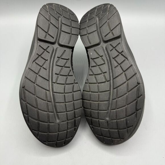OOFOS Black Slip-On Loafers - Picture 8 of 10